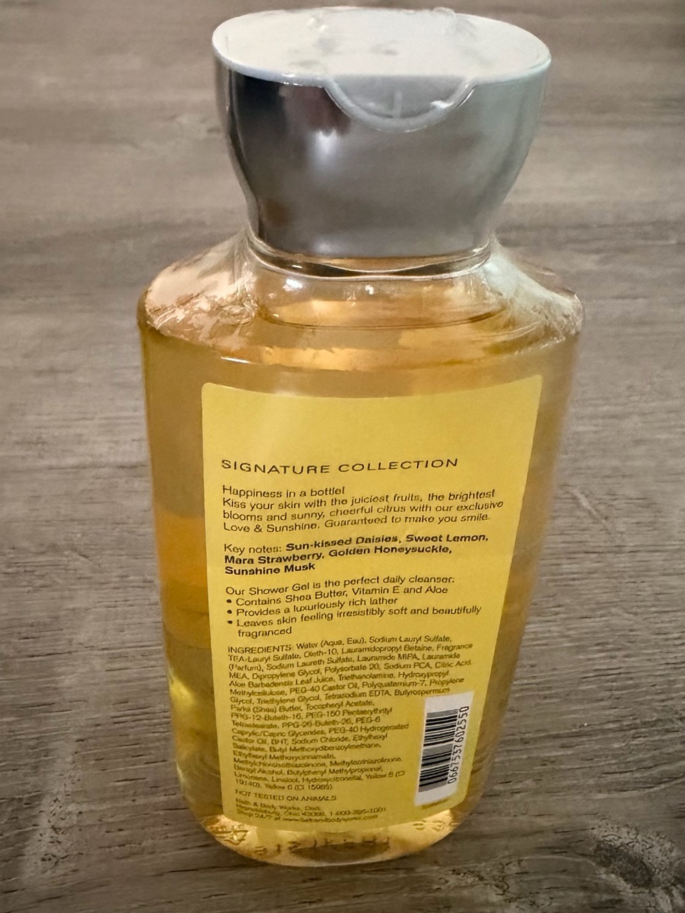 Bath & Body Works Love & Sunshine Shower Gel - Yellow with Pink Label - Picture 2 of 2